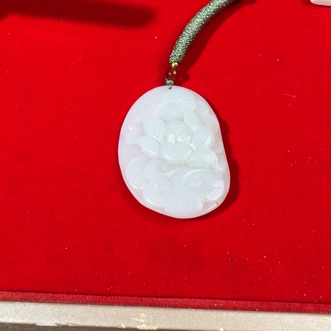 和田玉（糖玉）未镶嵌挂件