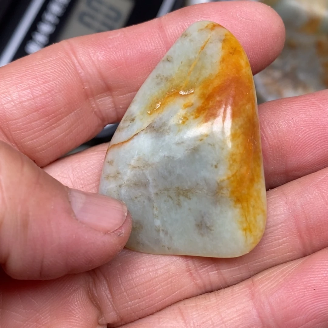 和田玉（糖玉）挂件未镶嵌