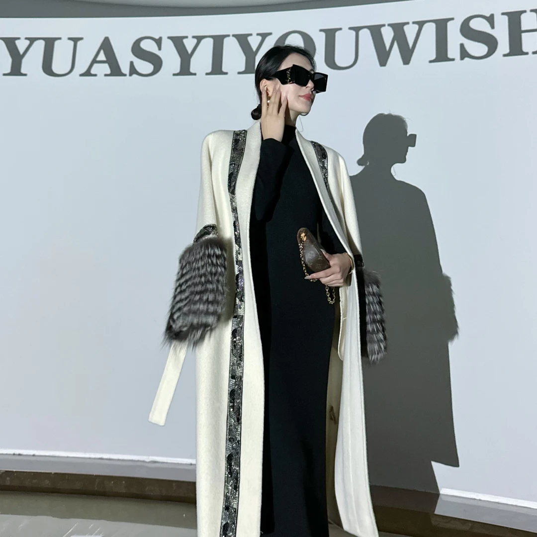 [X Y] |“贵妇肖像”进口法式刺绣银狐新款大衣