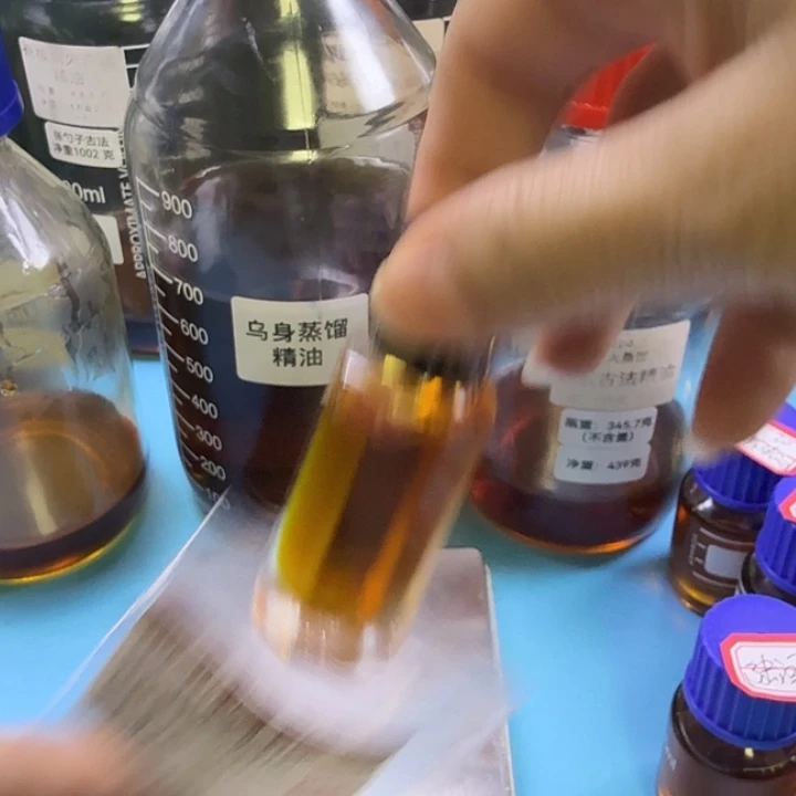 兔****香港板头古法10克精油。。。