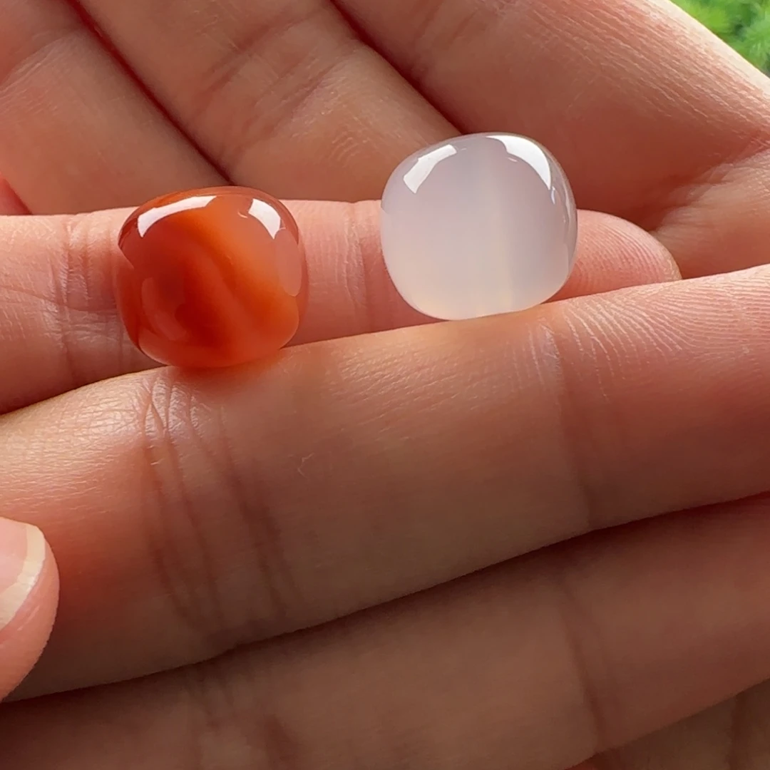 南红玛瑙未镶嵌腰珠：12.5x11.4