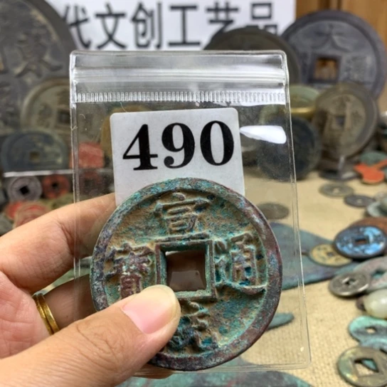 春***象铜现代文创工艺品