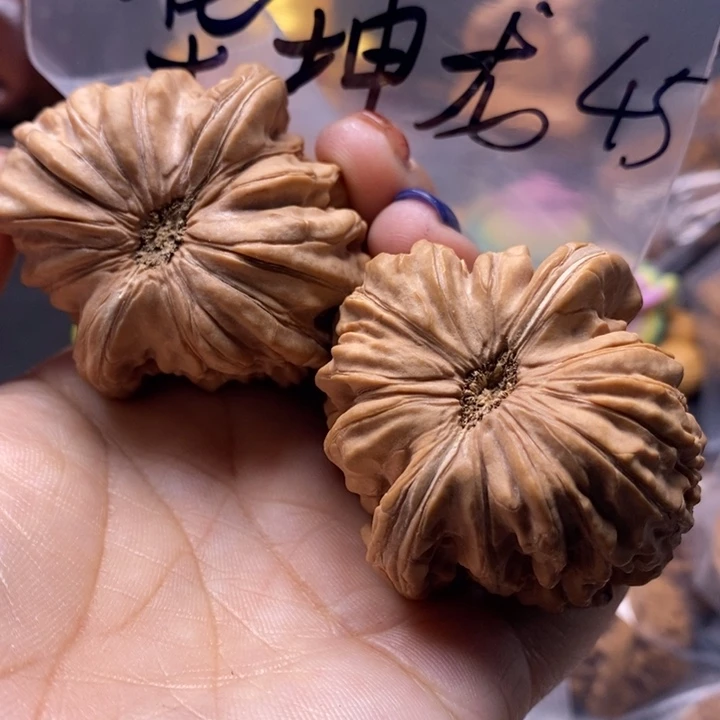 吊坠文玩核桃华坤龙
