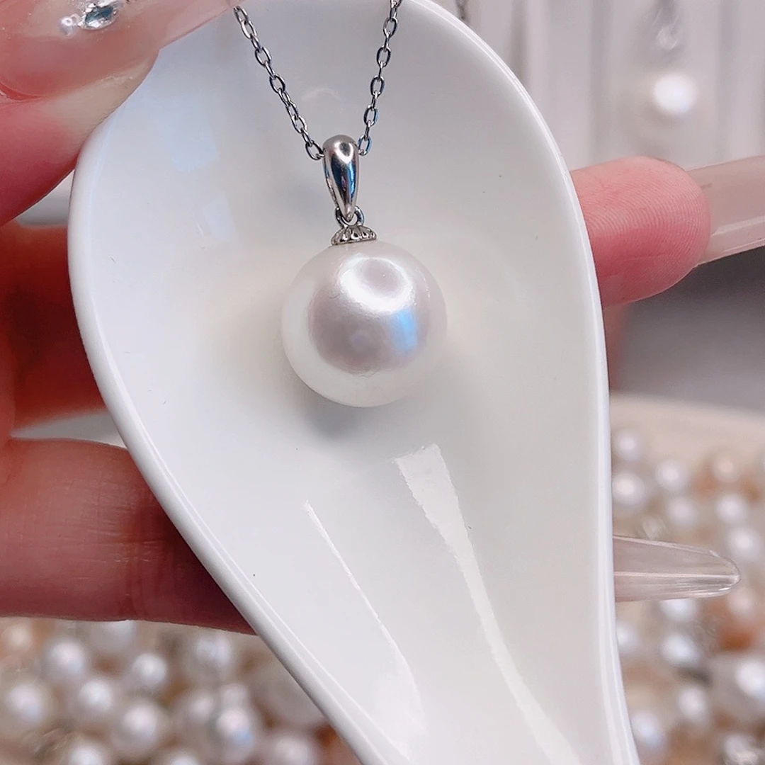 玲***姐吊坠(赠链)银S925镶嵌淡水珍珠