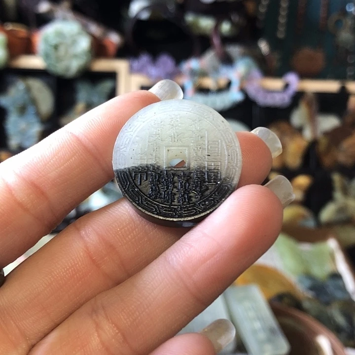 岫玉未镶嵌岫玉挂件