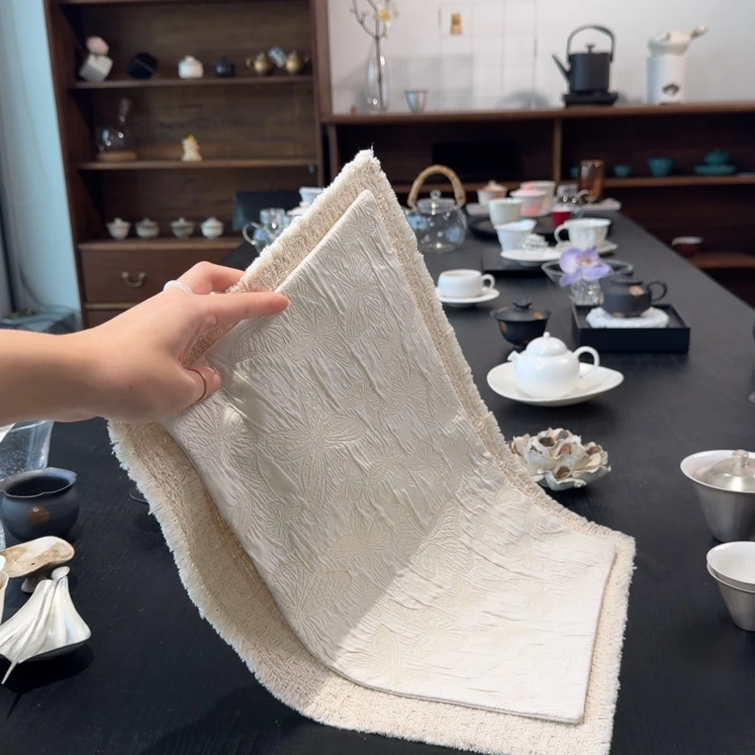 白蝴蝶+流苏茶席