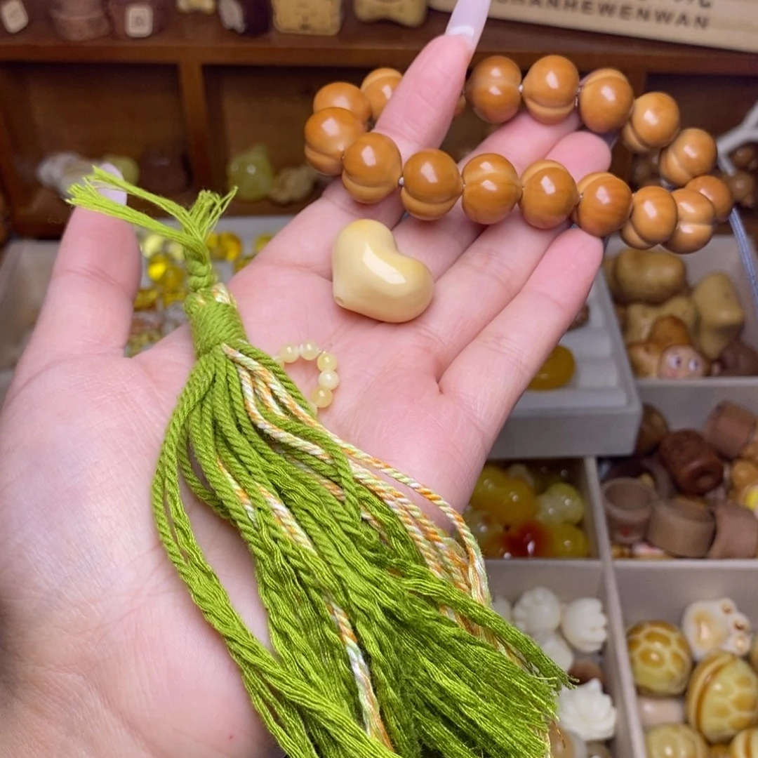 吊坠猴头核桃爱心蜜卡环绿野仙踪