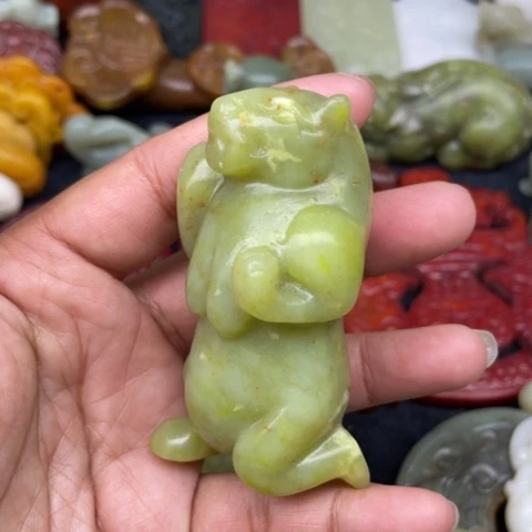 蛇纹石玉颈饰未镶嵌73