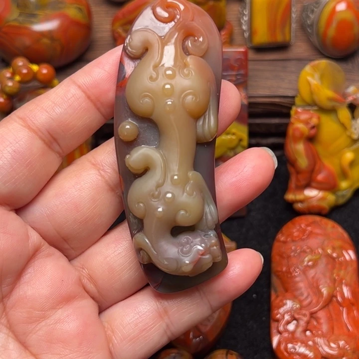 玛瑙/玉髓未镶嵌颈饰