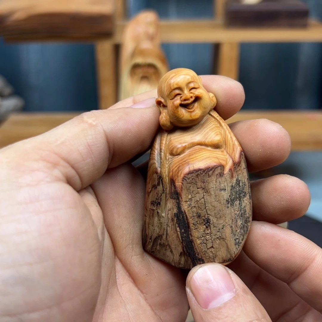 木Ｑ*崖柏木摆件手把件