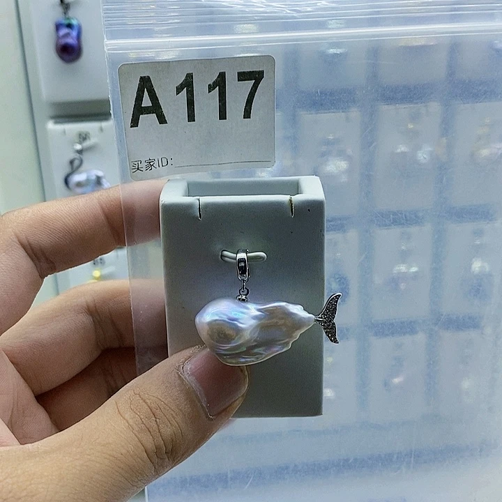 合金淡水珍珠颈饰