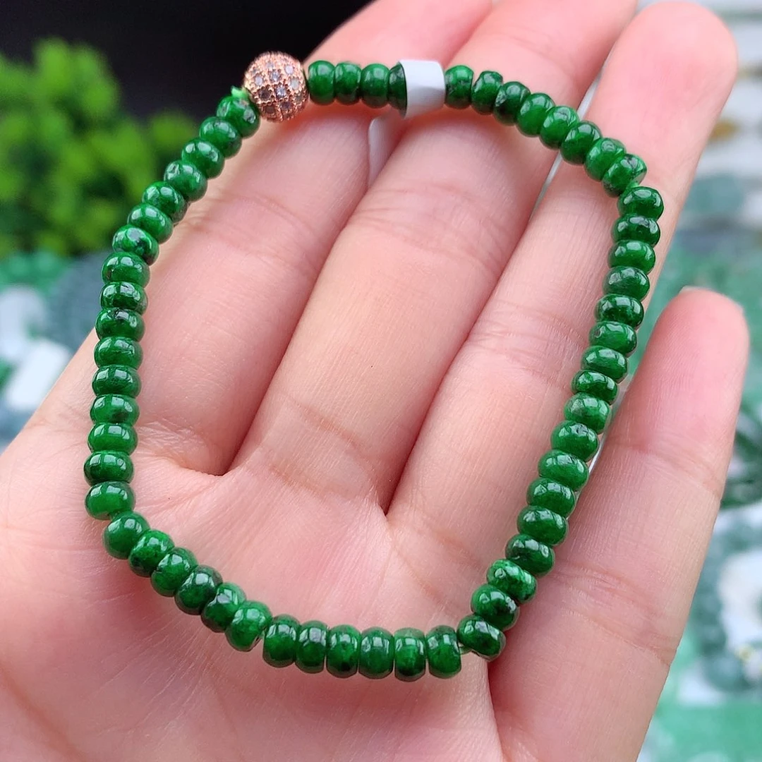 翡翠未镶嵌颈饰手串