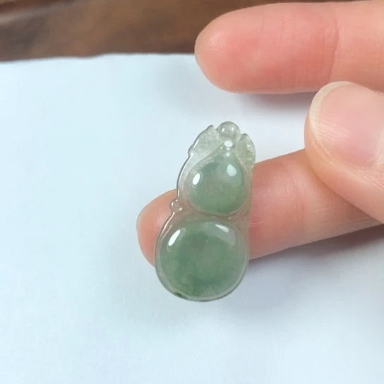 翡翠未镶嵌颈饰缅甸A货，每天下午1点半开播
