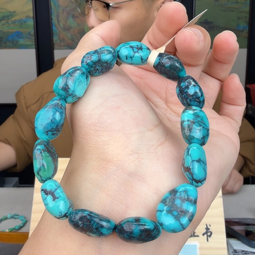 绿松石未镶嵌珠宝奇石