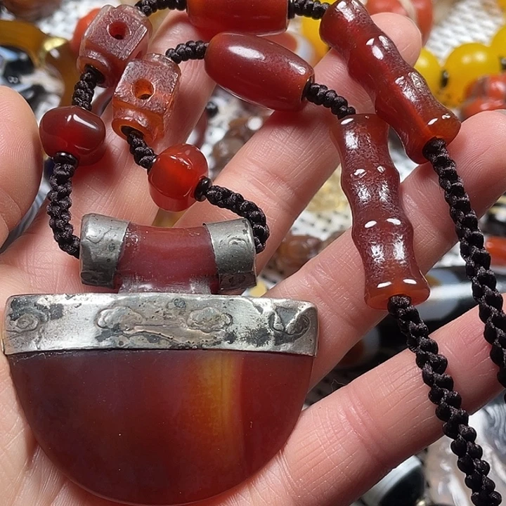 玛瑙/玉髓未镶嵌挂件