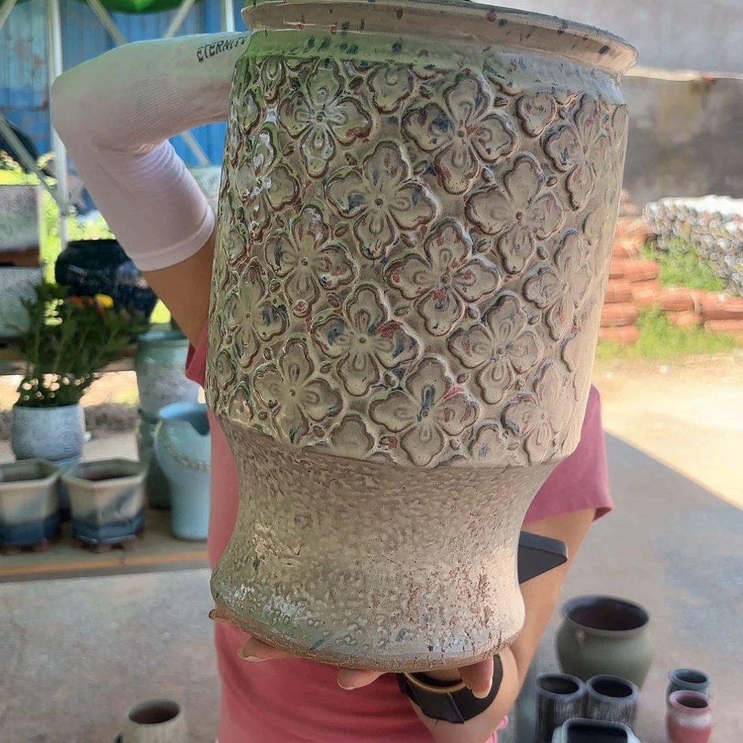 口口20高30菠萝一个