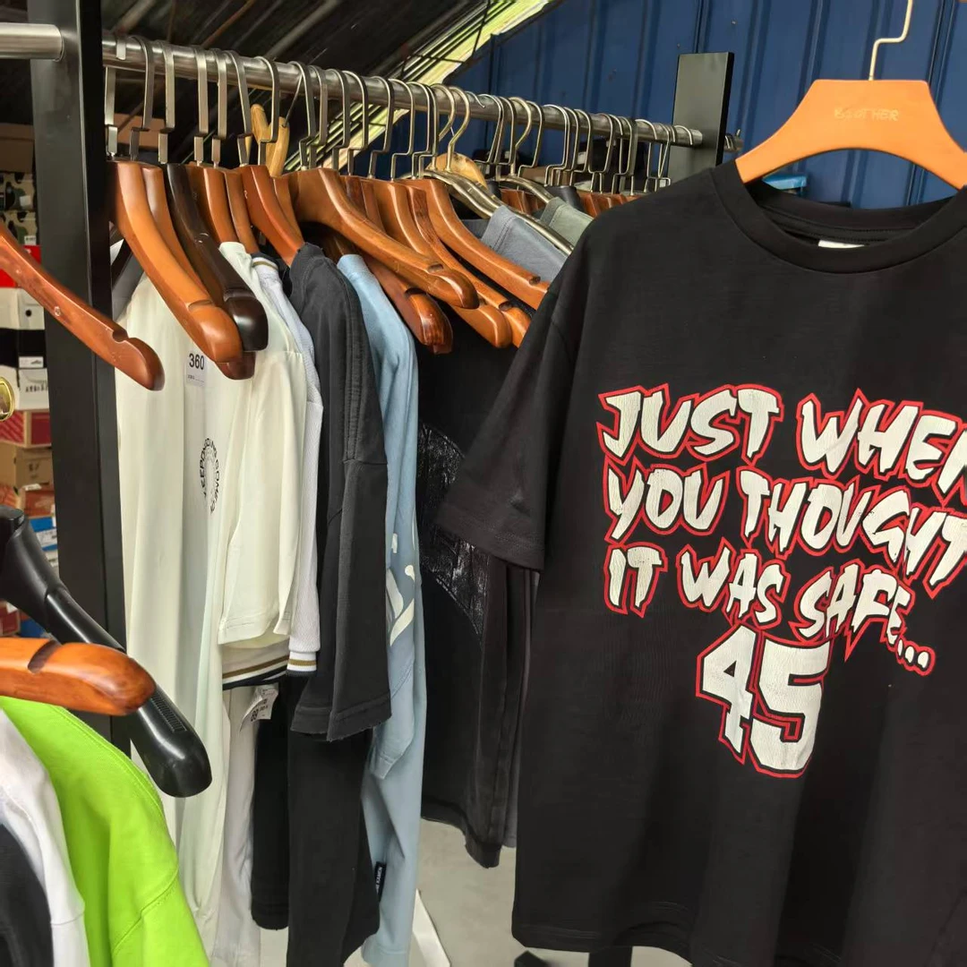 男女同款潮牌T恤（衣服孤品7）