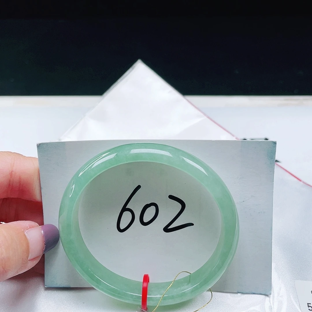 翡翠未镶嵌手镯（贵妃镯）缅甸翡翠55