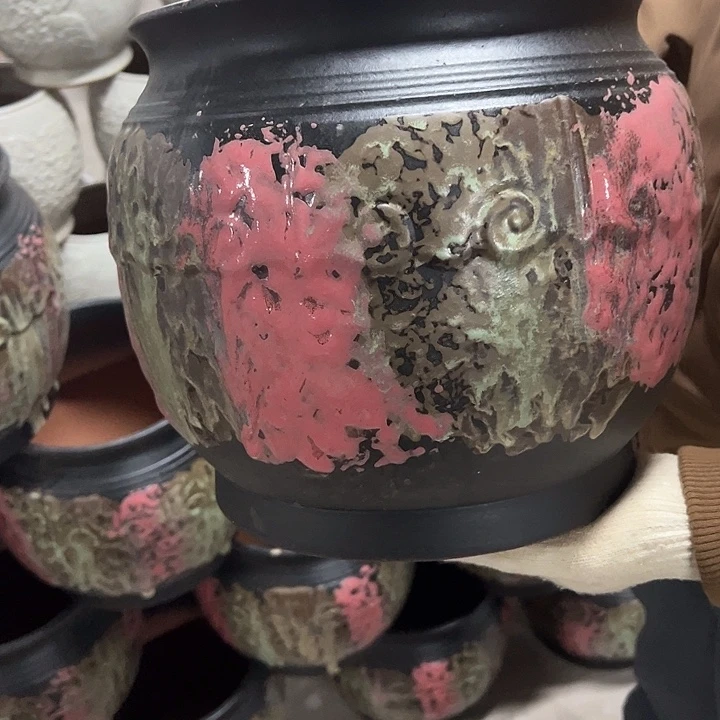 高度26厘米口25厘米