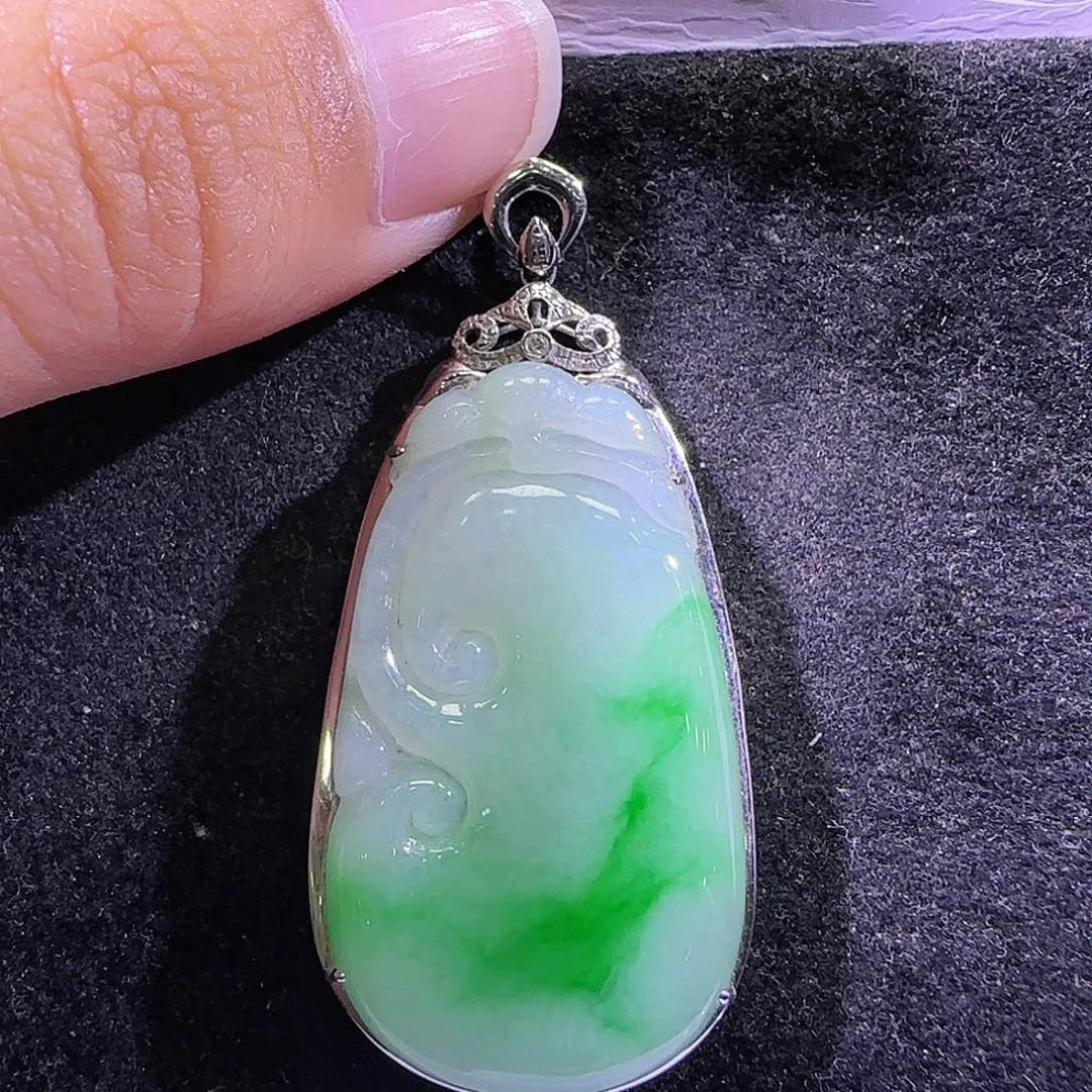 翡翠18K金镶嵌吊坠(不含链)