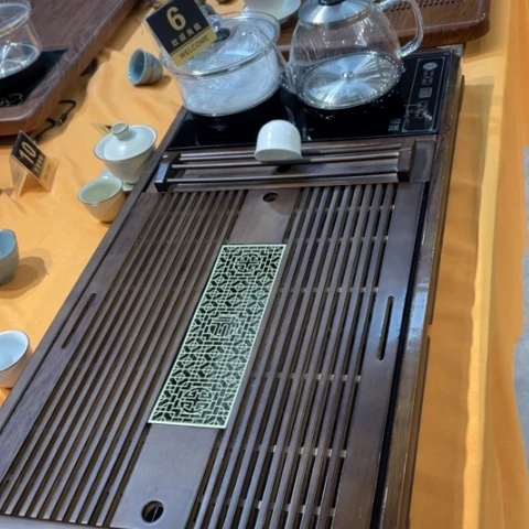 在线咨询热线微信朋友圈都