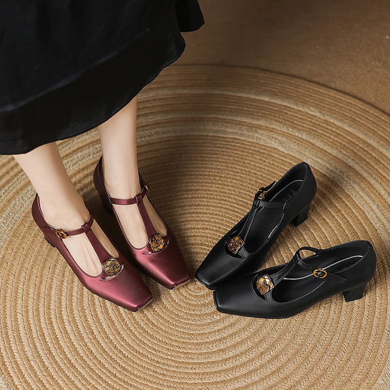 丝绸牛皮2025新款小方头T字搭扣山茶花气质女鞋玛丽珍LF059