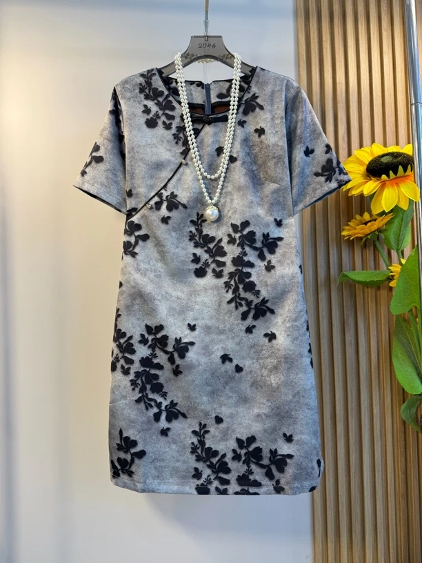 2025胖MM夏季新款中式印花复古盘扣国风不规则短袖连衣裙大码女装