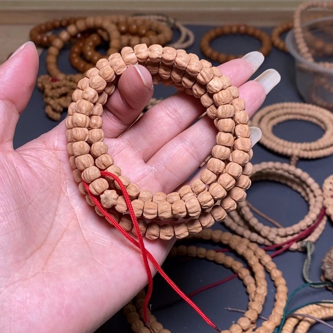 柏香籽/百香籽吊坠6.8莲花桩红皮