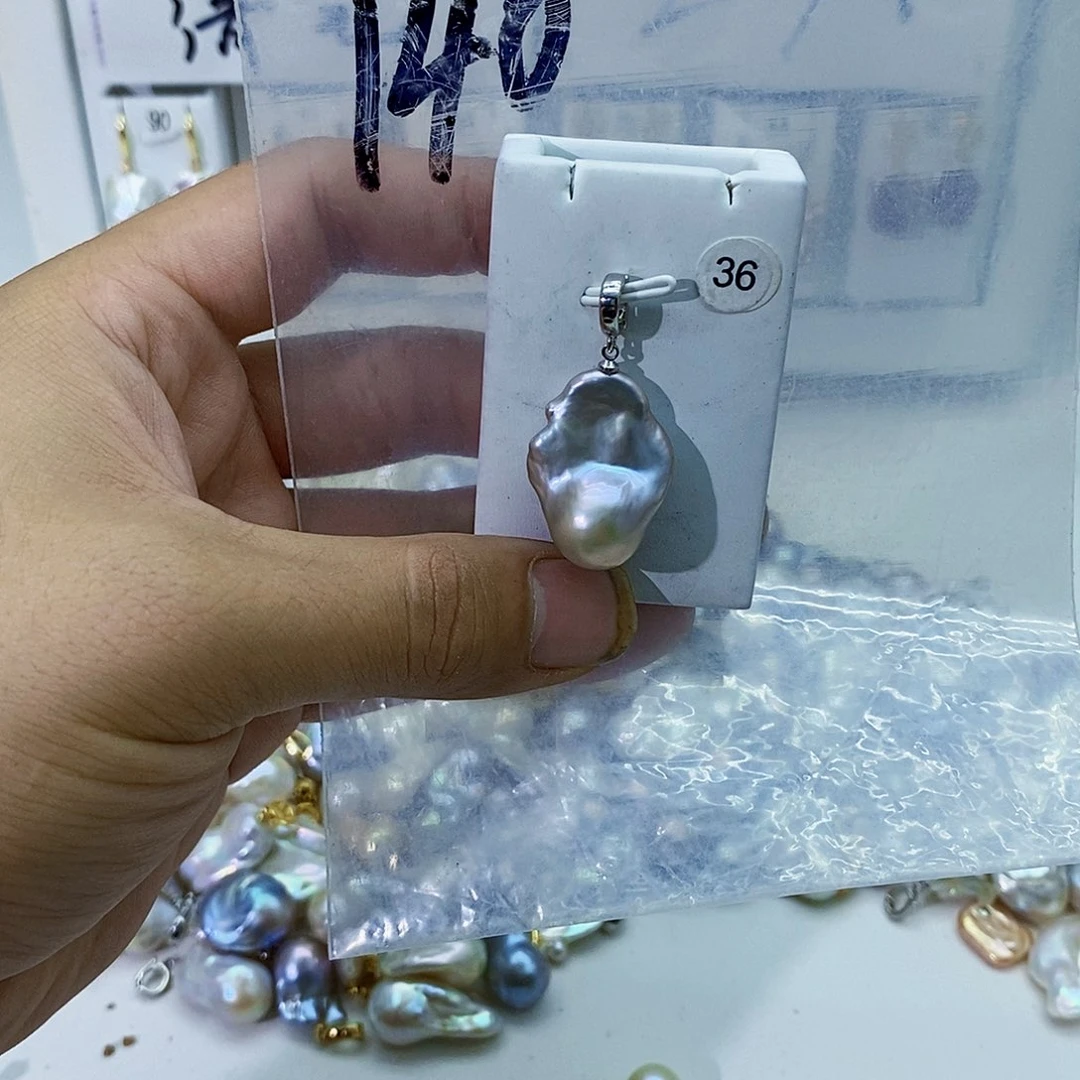 淡水珍珠合金颈饰