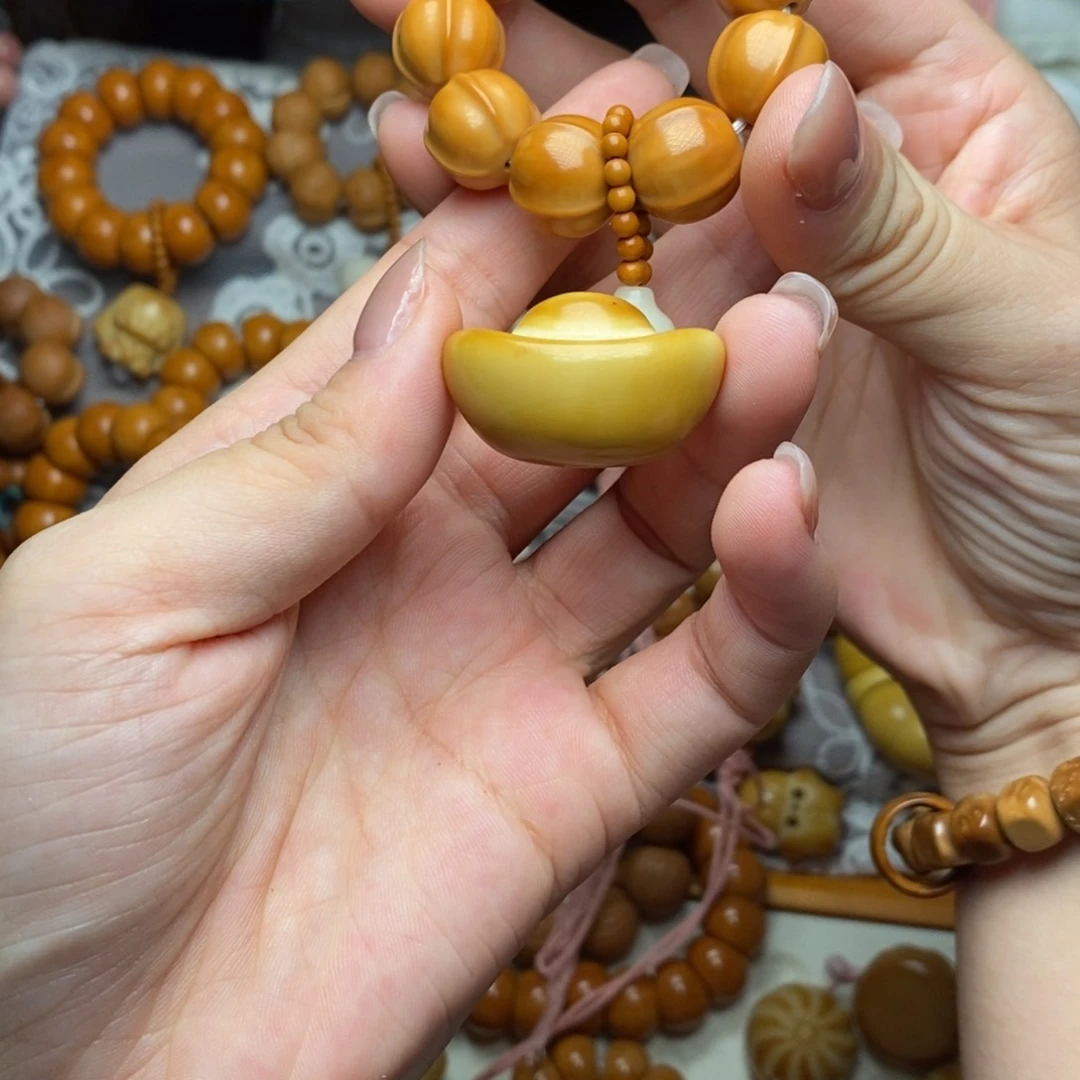 猴头核桃手串小****1鲨鱼手捻元宝