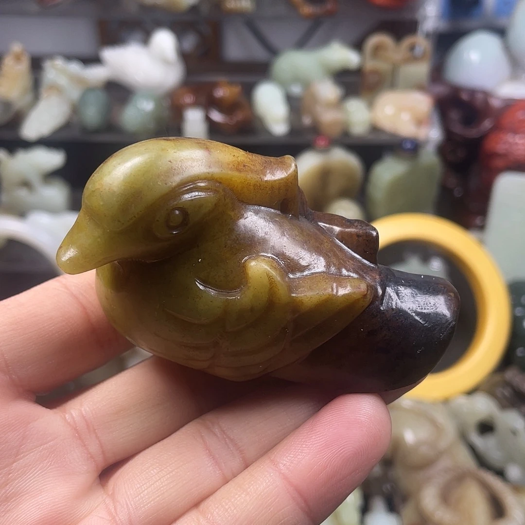 和田玉（糖玉）未镶嵌颈饰