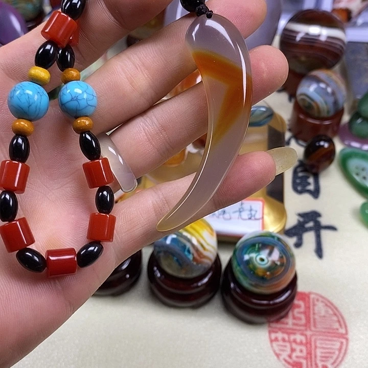 未镶嵌玛瑙/玉髓珠宝奇石