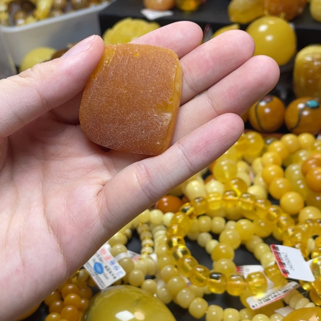 琥珀未镶嵌珠宝奇石