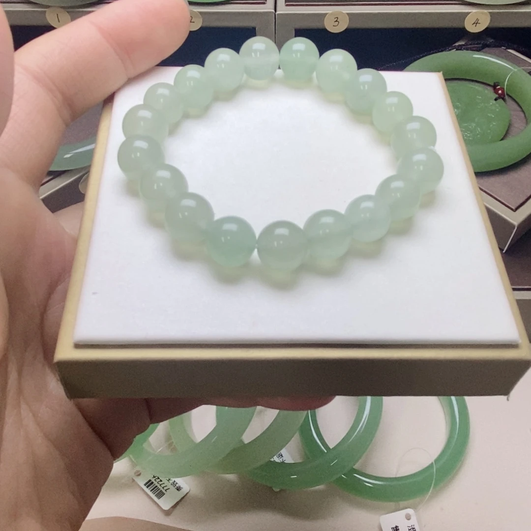 东陵石未镶嵌手链