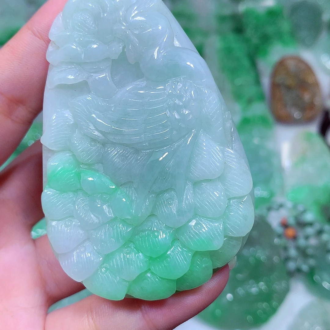 翡翠未镶嵌吊坠(不含链)