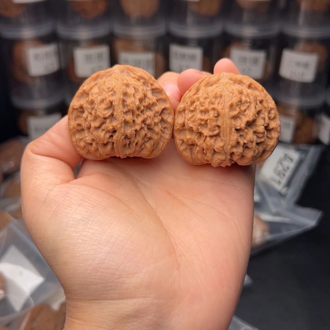 文玩核桃吊坠用****7南蒋石