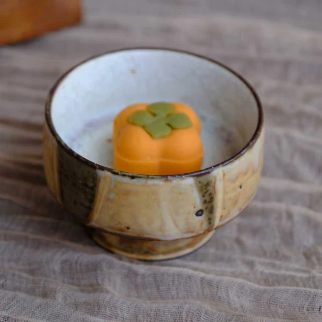 小喜宅 落苏高足点心碟 +细甜品勺（口径约8cm，高7cm）