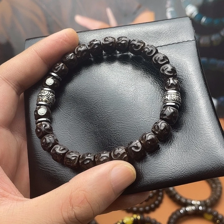 手串椰蒂98游龙吞金兽上上签