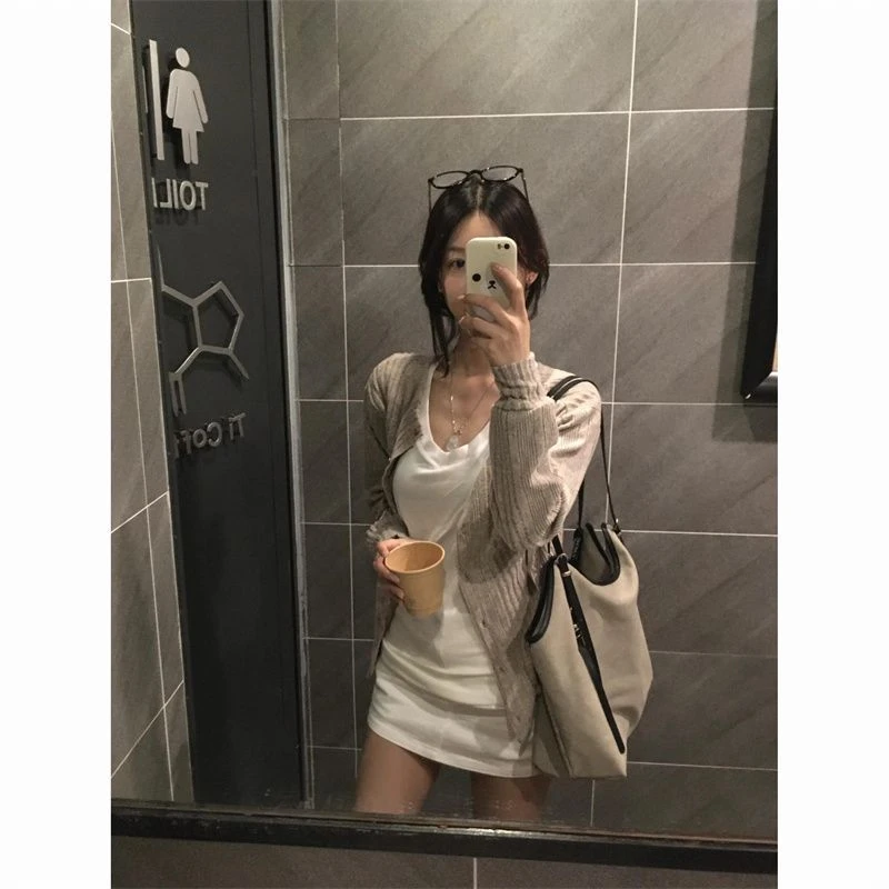 纯欲风辣妹2025新款韩系长袖针织开衫女长袖圆领秋季时尚宽松上衣