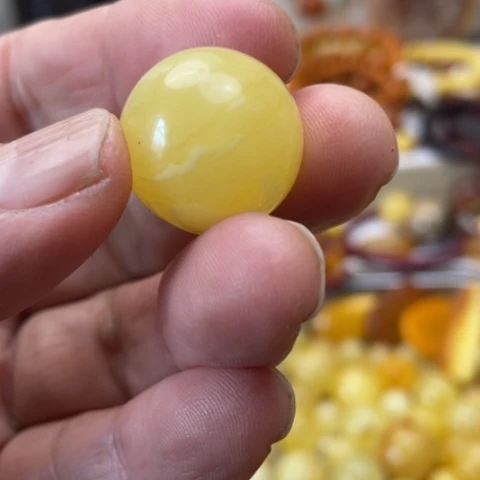 手串琥珀未镶嵌吊坠