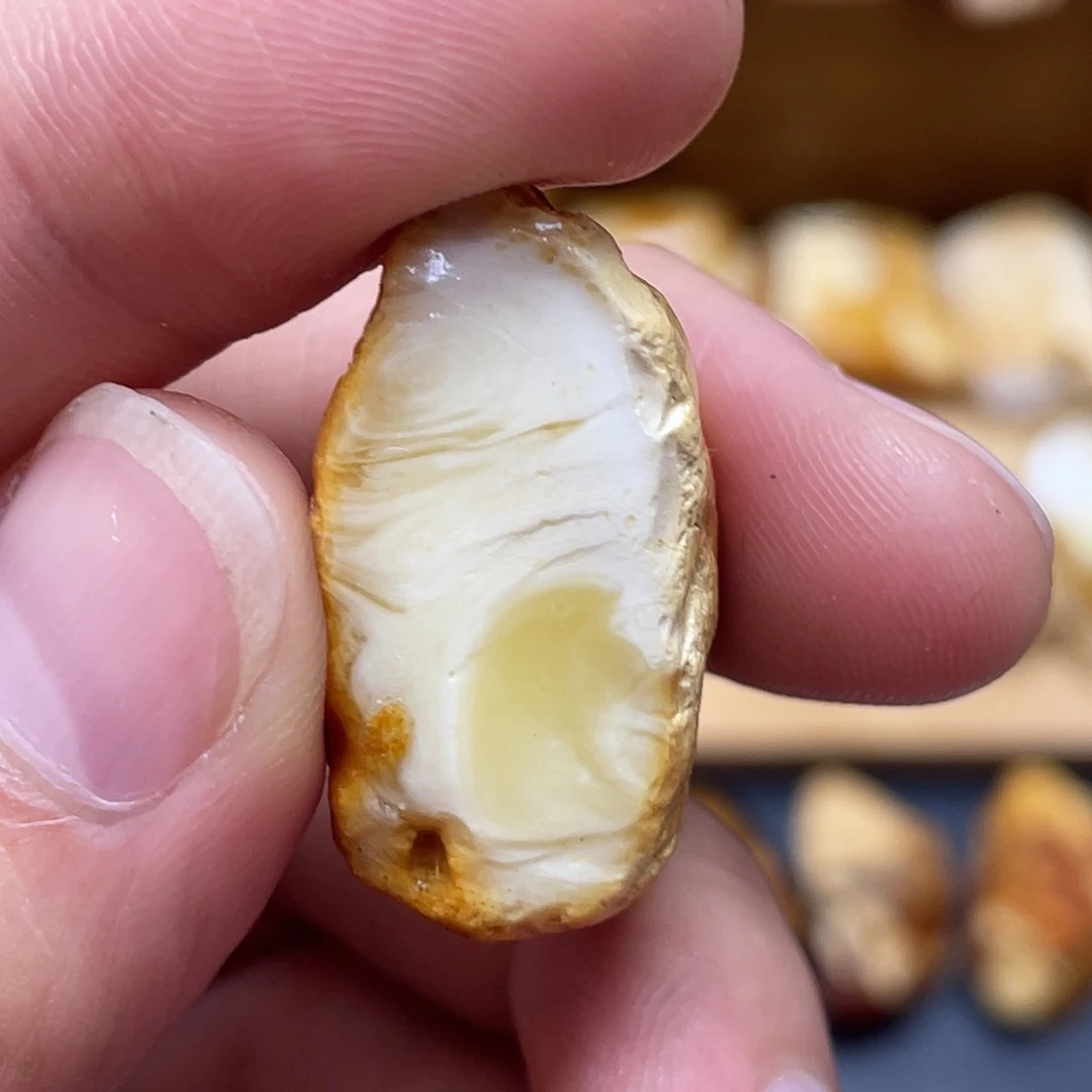 未镶嵌定制琥珀定制