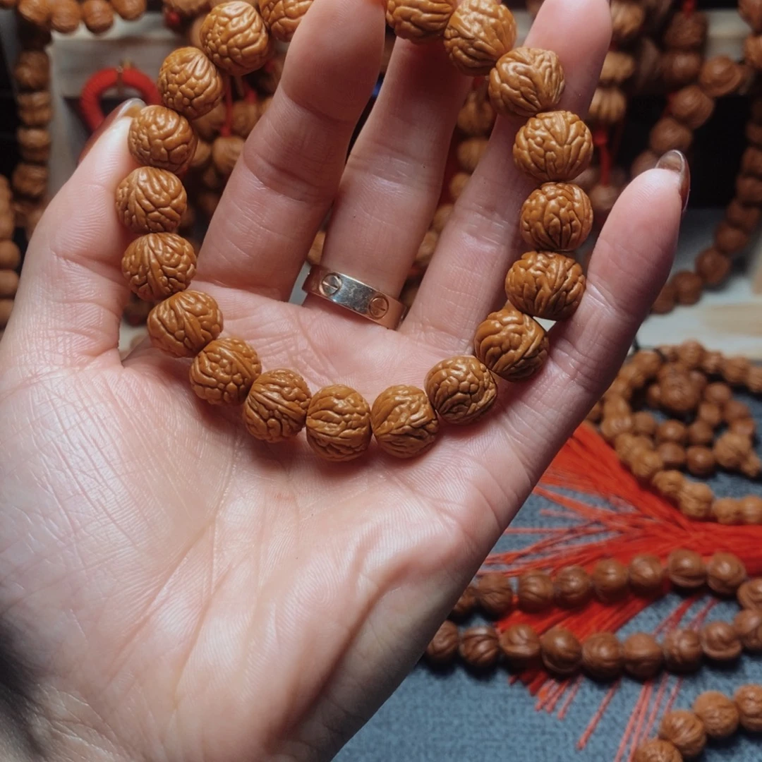 吊坠桃核龙纹桃枭