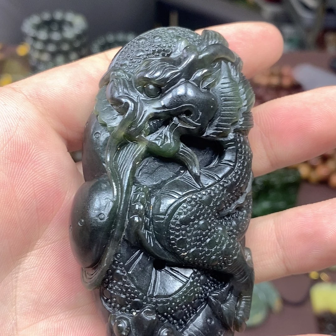 和田玉未镶嵌珠宝奇石