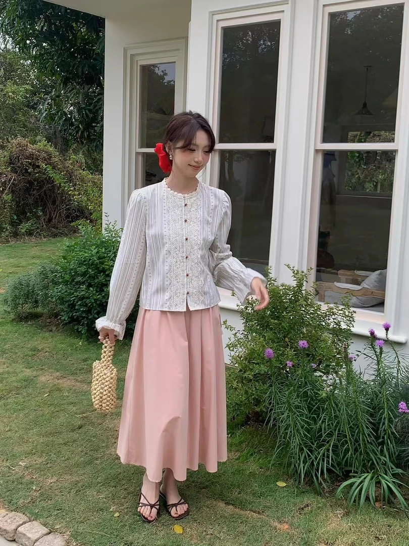 蕾丝花边条纹长袖衬衫复古气质显瘦设计感上衣