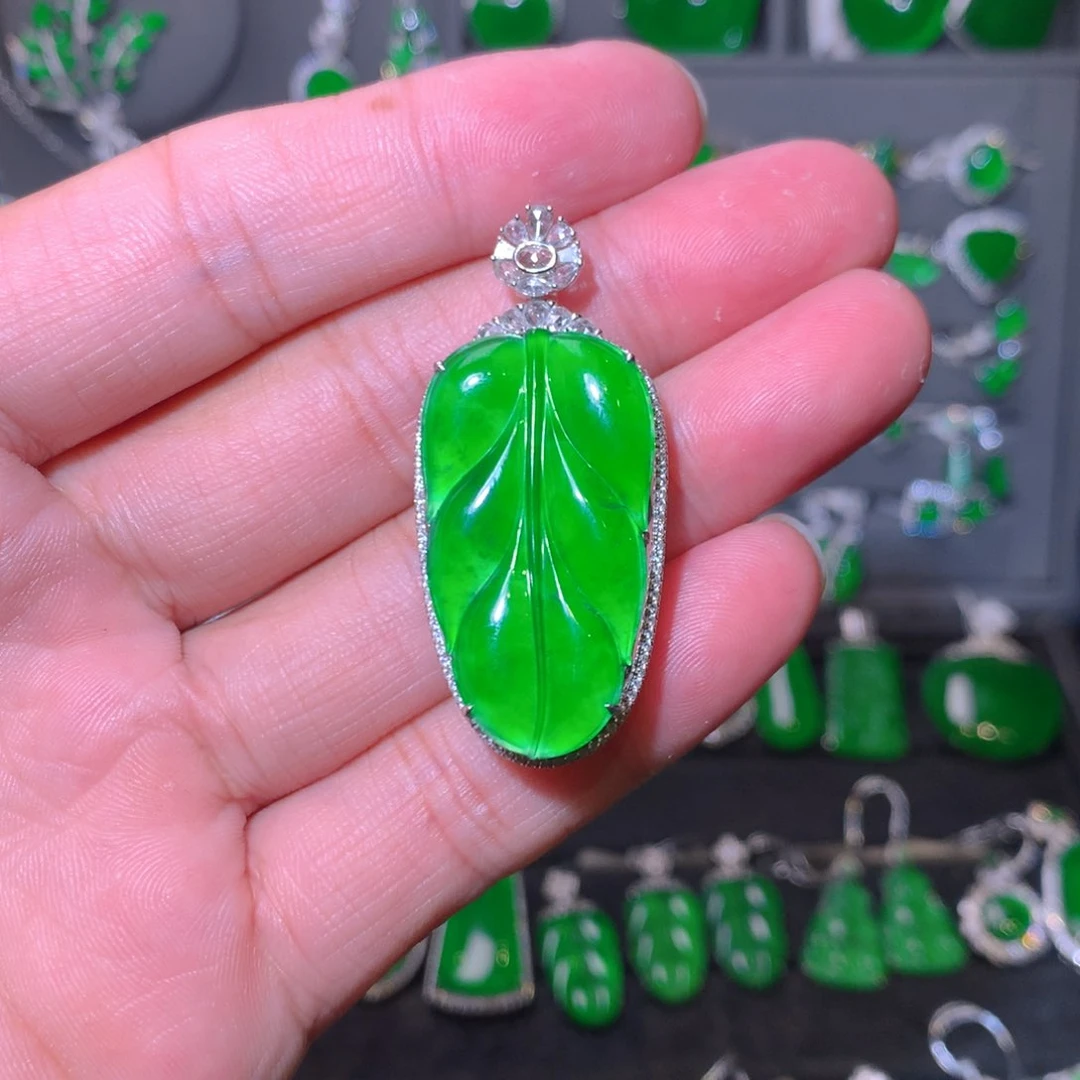 翡翠18K金镶嵌吊坠(不含链)天然翡翠