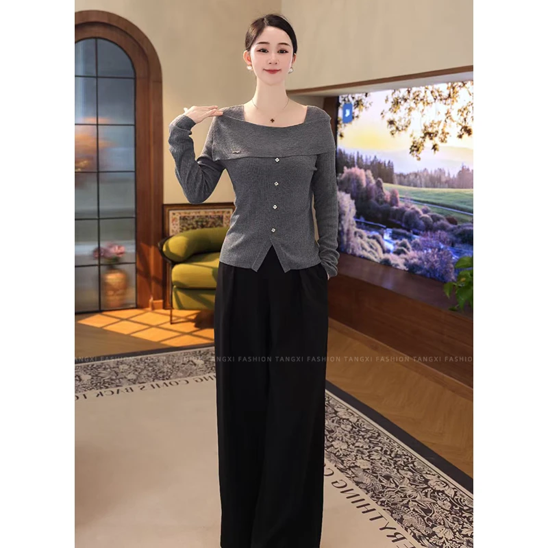 2025秋冬新款【8192】含绵羊毛洋气减龄一字肩翻领小众灰色针织衫女