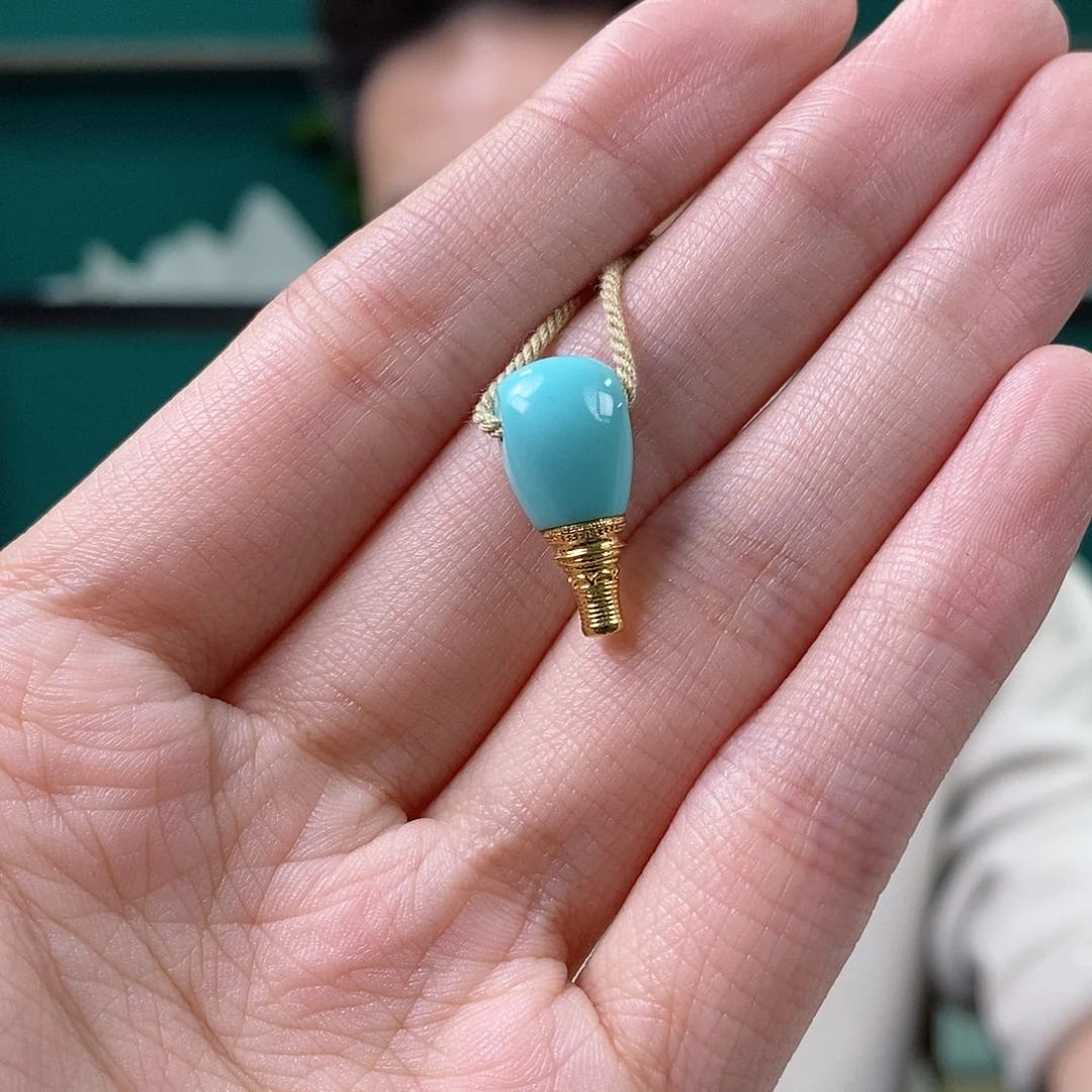 绿松石18K金镶嵌珠宝奇石