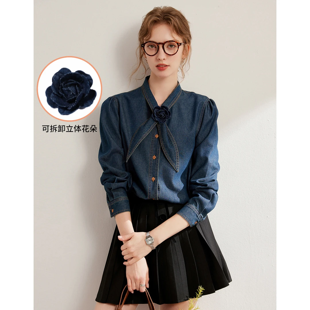 白鹿语25春时尚牛仔衬衣系带兔耳领花朵装饰长袖休闲衬衫BY20043