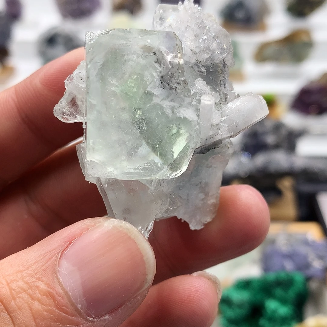 石材浙江玻璃体和方解共生