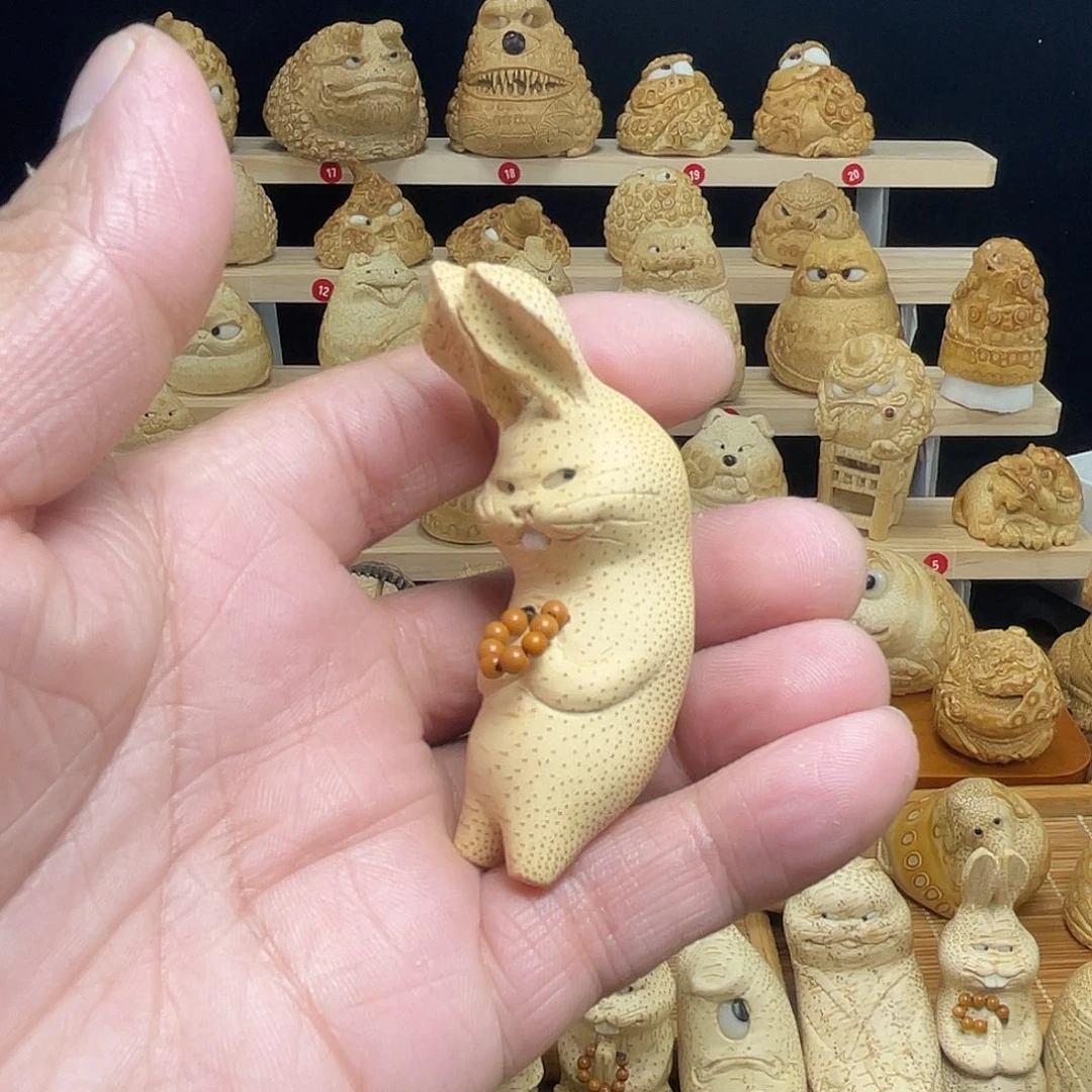 竹竹根雕兔子手把件